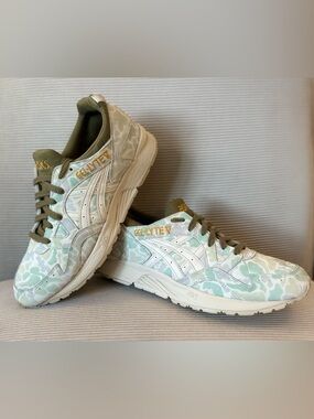 Men’s ASICS Gel-Lyte V "Duck Camo" Taupe Grey/Birch -size 10